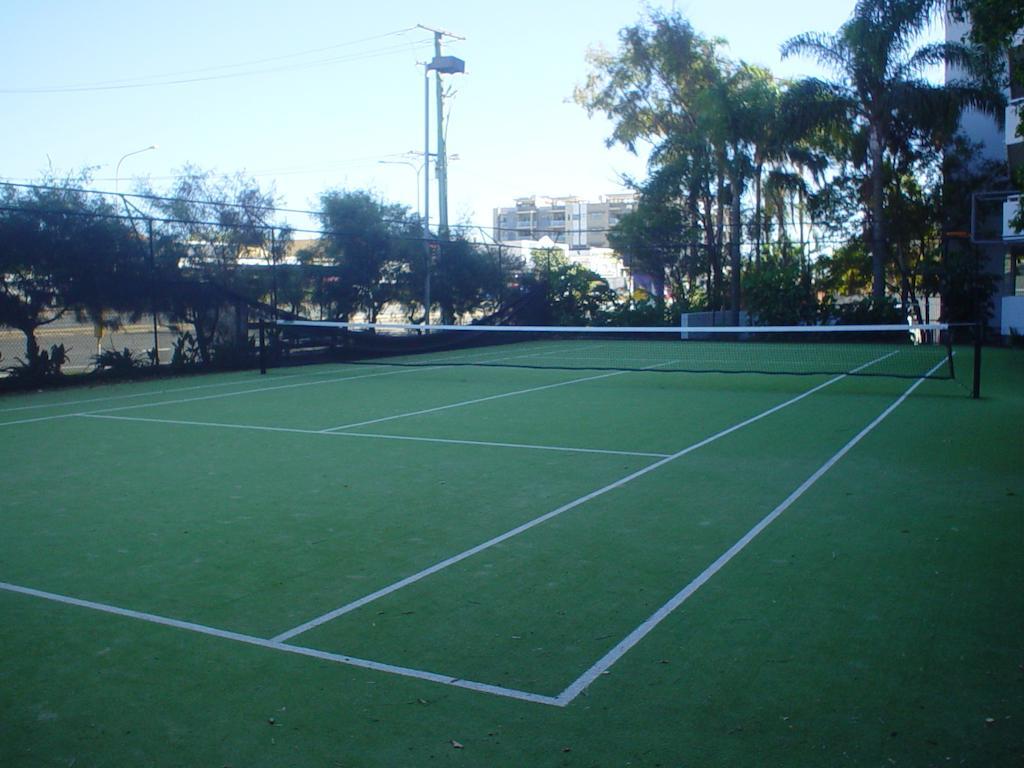 Mariner Shores Club Gold Coast Exterior photo